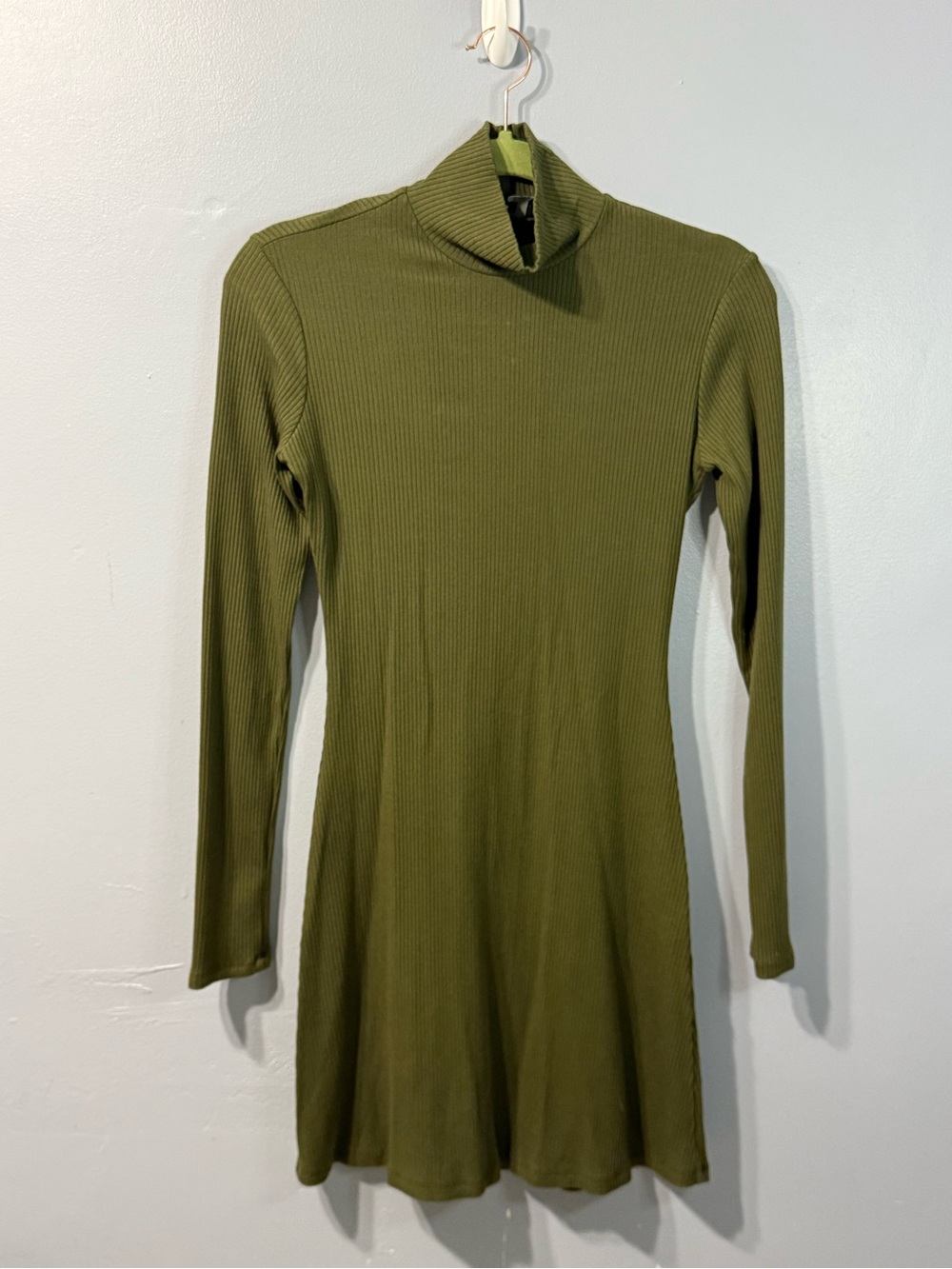 Reformation Jeans Olive Green Ribbed Mock Neck Long Sleeve Mini Dress Womens S - Picture 2 of 10